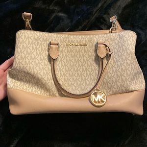 Michael Kors purse